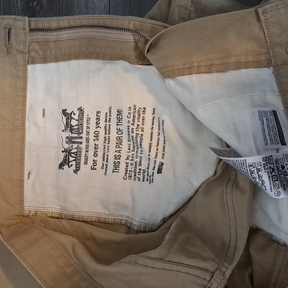 Levis Cotton Khakis 33 32 - Picture 5 of 5